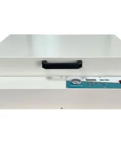 Unidade de exposição UV AP-200W para impressão em bloco, mostrada fechada com o medidor de vácuo e o painel de controle visíveis.