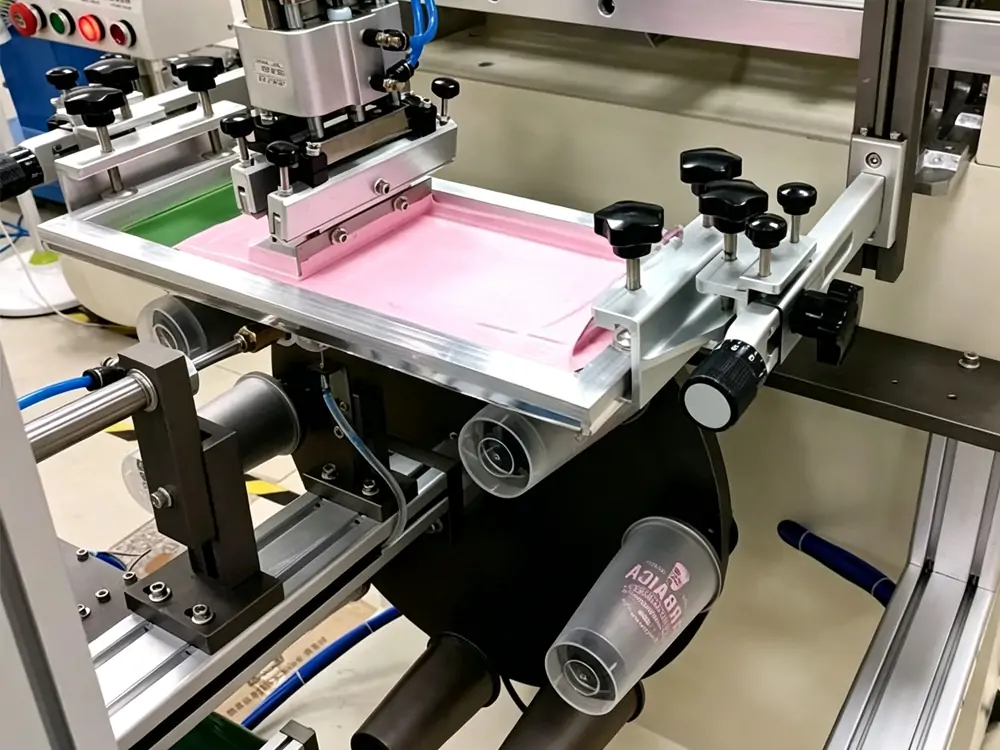 tipos_de_máquinas_de_serigrafia_cilíndricas